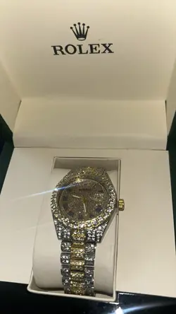 18K VVS MOISSANITE