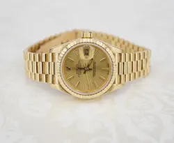 18K GOLD 2000