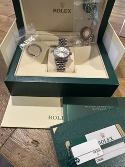 LADIES ROLEX DATEJUST 31 MM JUBILEE