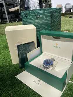 BLUE SUBMARINER