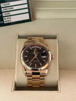 DATE 118205 36MM