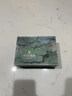 Rolex GMT-Master 16700 Silver Oyster Bracelet Pepsi Bezel