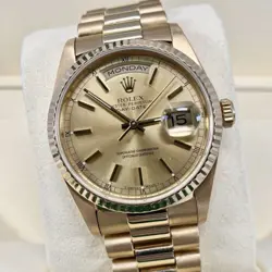 BEZEL 18238 WATCH