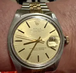 ROLEX MEN'S DATEJUST SS & GOLD CHAMPAGNE DIAL 16253 36MM (no Thunderbird Bezel)