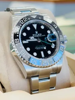 ROLEX GMT-MASTER II 126710GRNR BRUCE WAYNE OYSTER BAND WATCH BOX/PAPERS UNWORN