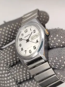 RARE Raketa ( "Rolex" ) Vintage 1980s Soviet LEGEND USSR Wrist Watch cal. 2628.H