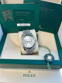 BEZEL JUBILEE WATCH
