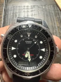 Casio quartz, "Arnie" Watch, Upgraded Rolex style silicon band