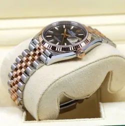 RG TWO-TONE BOX