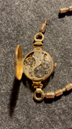 VINTAGE LADIES 9CT
