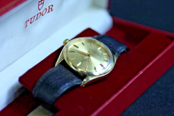 WATCH 7965