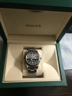 BLACK 16570