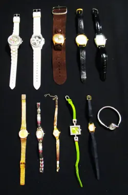 11 WRIST WATCHES