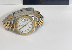 ROMAN WATCH MODEL