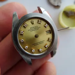 IN STEEL GOLD