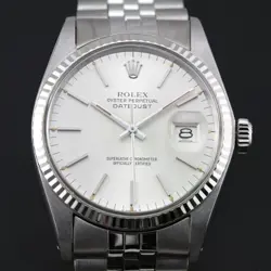 WATCH WITH BOX&PAPERS