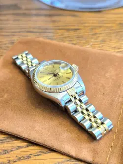 AND SS WATCH