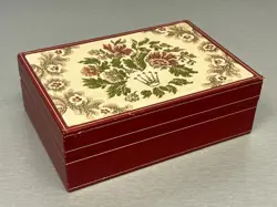 DISPLAY BOX FOR