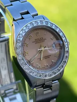 SALMON DIAL_STUNNING BEZEL_BOX