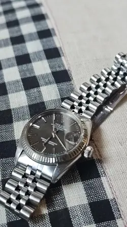 GRAY DIAL 31MM