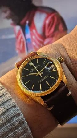 DIAL 18K SOLID