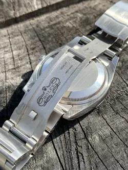 WATCH BOX PAPERS!