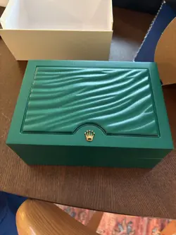MM BOX
