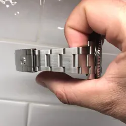 STEEL WRISTWATCH