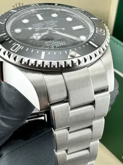 116660 44MM BLACK