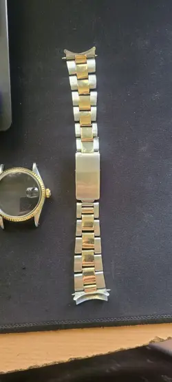 WHITE/GOLD