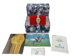 WRISTWATCH W/BOX PAPERS