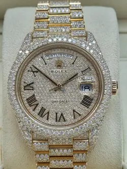 ICED DIAMOND BEZEL