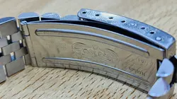 AUTOMATIC VINTAGE WRISTWATCH