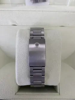 BEZEL 2006