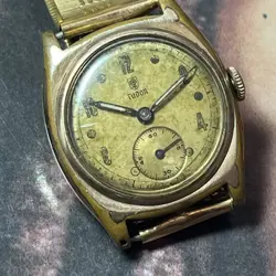 VINTAGE MENS GOLD