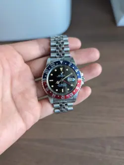 ROLEX GMT-MASTER 16750 PEPSI - RARE 'NO DATE' W/ HEAVY YELLOW DIAL/HAND PATINA