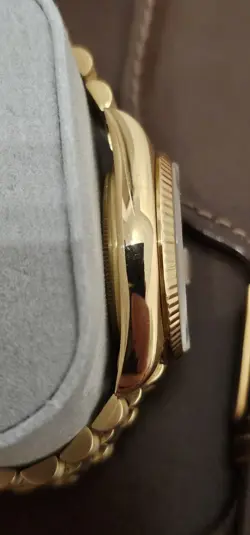 GOLD ROLEX DAY-DATE