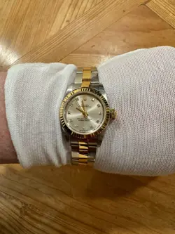 ROLEX LADIES OYSTER PERPETUAL NON-DATE SILVER DIAMOND DIAL
