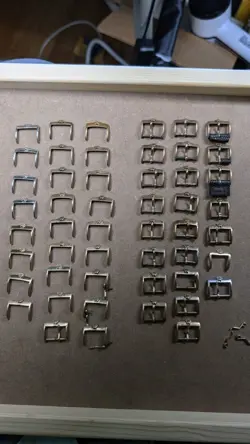 STRAP BUCKLES