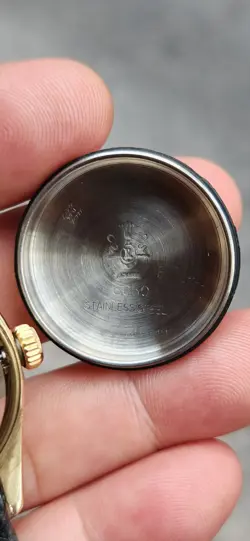 YELLOW GOLD AND