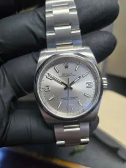 DIAL AUTOMATIC NEAR