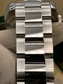 ROLEX ? MILGAUSS Green Sapphire Black Dial 40mm 116400GV FullSet Box&Papers&Tags