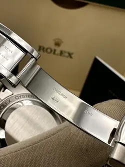 ROLEX ? MILGAUSS Green Sapphire Black Dial 40mm 116400GV FullSet Box&Papers&Tags