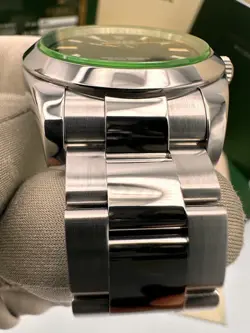 ROLEX ? MILGAUSS Green Sapphire Black Dial 40mm 116400GV FullSet Box&Papers&Tags