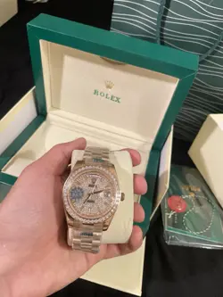 DAY-DATE 40 ROSE