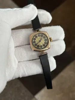 DIAL CUSHION COCKTAIL
