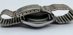 6056
