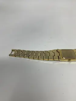 SELLING