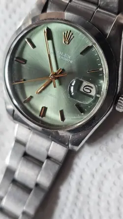 6694 OLIVE