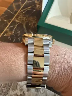 Rolex Sky-Dweller 326933 Champagne Dial Two Tone Gold Bracelet with Card and Box
